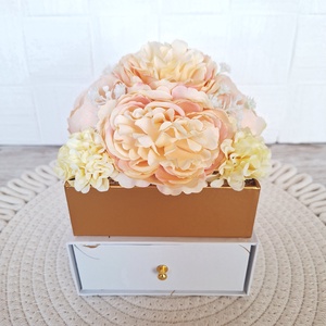 Fiókos virágbox III. ballagásra,esküvőre,évfordulóra - otthon & életmód - virágdekoráció - virágok - virágbox - Meska.hu