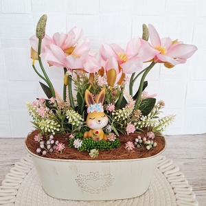 Tavaszi virágos dísz bájos nyuszival - otthon & életmód - virágdekoráció - virágdíszek - virágdísz kaspóban - Meska.hu