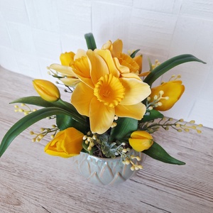 Tavaszi asztaldísz tulipánokkal és nárciszokkal - otthon & életmód - dekoráció - asztal és polc dekoráció - asztaldísz - Meska.hu