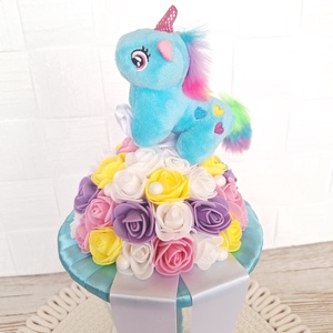 Ovis ballagási csokor plüss unikornissal III. - otthon & életmód - virágdekoráció - virágok - virágcsokor - Meska.hu