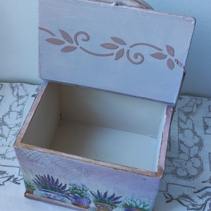 Levendulás antik, felújított fali sótartó - otthon & életmód - konyhafelszerelés, tálalás - konyhai tárolás - fűszertartó - Meska.hu