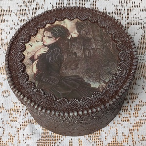 Különleges technikával készült nagyméretű kerek doboz - otthon & életmód - tárolás & rendszerezés - doboz - Meska.hu