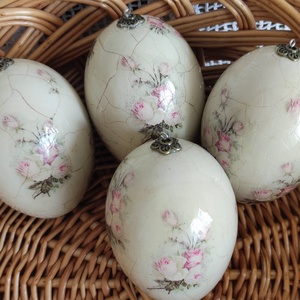 Kifújt lúdtojások rózsás díszítéssel, Ünnepi díszek, dekorációk, Húsvéti díszek és dekorációk, Húsvéti tojás, hímestojás, Decoupage, transzfer és szalvétatechnika, MESKA