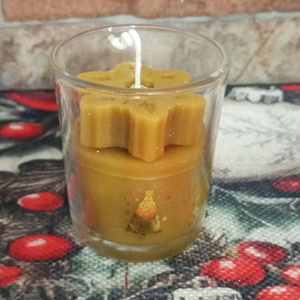 Poharas méhviasz gyertya  - karácsony - karácsonyi lakásdekoráció - karácsonyi illatgyertya, mécses - Meska.hu
