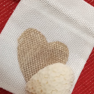 Szívecske formájú virág mintás méhviaszos szappan , Szépségápolás, Szappan & Fürdés, Kézműves szappan, , MESKA