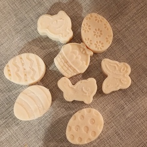 Húsvéti méhviaszos szappan  - Meska.hu