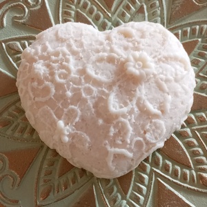 Méhviaszos kézműves szappan  - szépségápolás - szappan & fürdés - kézműves szappan - Meska.hu