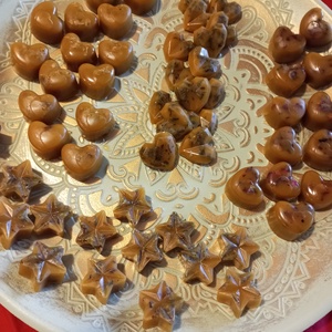 Gyógynövényes illatviasz méhviaszból  - otthon & életmód - gyertya, illat, aroma - illatviasz - Meska.hu