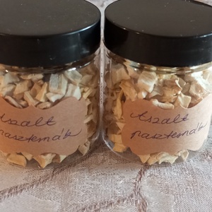 Aszalt paszternák , Élelmiszer, Gyümölcs, zöldség, , MESKA