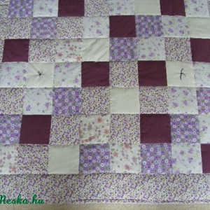 Lila patchwork takaró 11x11cm-es kockákból, falvédőnek is alk. - otthon & életmód - lakástextil - falvédő - Meska.hu