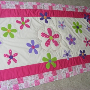 Patchwork takaró, falvédő lila-rózsaszín-fehér - otthon & életmód - babaszoba, gyerekszoba - falvédő gyerekszobába - Meska.hu