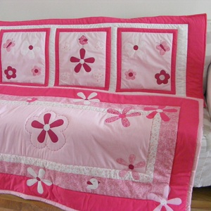 Pink patchwork takaró, falvédő virág, és pillangó mintával - RENDELHETŐ, Otthon & Életmód, Ágytakaró, Lakástextil, Varrás, Patchwork, foltvarrás, MESKA