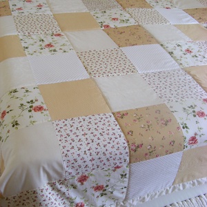 Patchwork takaró kockákból, pasztell színekből, rózsás, Otthon & Életmód, Lakástextil, Ágytakaró, Varrás, Patchwork, foltvarrás, MESKA