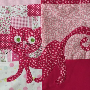  Patchwork falvédő, takaró virág, katica,cica díszítéssel  - otthon & életmód - lakástextil - ágytakaró - Meska.hu