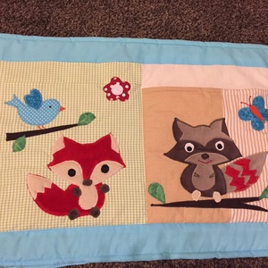 Patchwork falvédő erdei állatokkal, bagoly, róka, mókus, takaró - otthon & lakás - lakástextil - falvédő - Meska.hu Patchwork falvédő erdei állatokkal, bagoly, róka, mókus, takaró - otthon & lakás - lakástextil - falvédő - Meska.hu