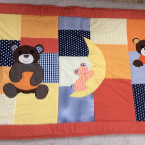 Patchwork retro macis takaró, falvédőnek is megfelel - otthon & életmód - babaszoba, gyerekszoba - babatakaró, gyerek pléd - Meska.hu