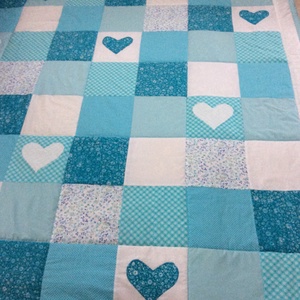 patchwork takaró kék-türkiz szívecskékkel - otthon & életmód - lakástextil - felnőtt takaró, pléd - Meska.hu