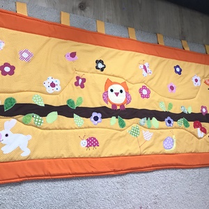 Narancssárga patchwork falvédő, takaró bagoly és virág, nyuszi applikációval - otthon & életmód - babaszoba, gyerekszoba - Meska.hu