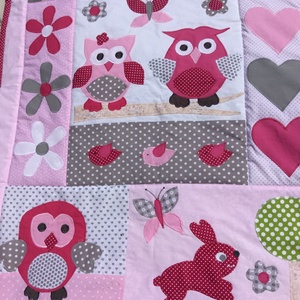 patchwork takaró, falvédő pillangóval, virágokkal, nyuszival, bagollyal, Otthon & Életmód, Babaszoba, gyerekszoba, Babatakaró, gyerek pléd, Varrás, Patchwork, foltvarrás, MESKA