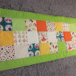 Patchwork falvédő narancs-bézs-zöld gyerekmintás - otthon & életmód - babaszoba, gyerekszoba - falvédő gyerekszobába - Meska.hu