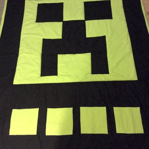 Minecraft Creeper patchwork falvédő, takaró - otthon & életmód - babaszoba, gyerekszoba - falvédő gyerekszobába - Meska.hu