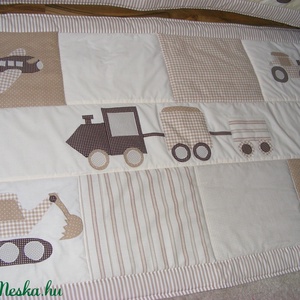 Járműves patchwork  takaró, bézs-barna falvédőnek is megfelel,  - Meska.hu