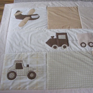 Járműves patchwork  takaró, bézs-barna falvédőnek is megfelel,  - otthon & életmód - babaszoba, gyerekszoba - falvédő gyerekszobába - Meska.hu