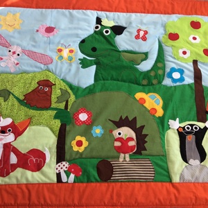patchwork falvédő,takaró, erdei hangulat, Süsü,Bambi, Vuk, Kisvakond, Kockás fülű nyúl - otthon & életmód - babaszoba, gyerekszoba - falvédő gyerekszobába - Meska.hu