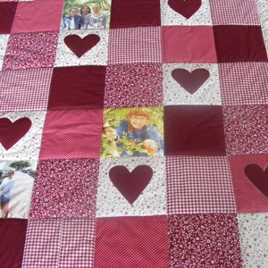 Fényképes  patchwork takaró bordó szívecskés - otthon & életmód - lakástextil - falvédő - Meska.hu