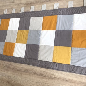 Patchwork falvédő, takaró narancs, szürke, fehér, - otthon & életmód - babaszoba, gyerekszoba - falvédő gyerekszobába - Meska.hu
