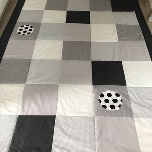 Szürke kockás patchwork takaró, falvédő szettben - otthon & életmód - lakástextil - ágytakaró - Meska.hu