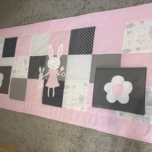 Nyuszis patchwork falvédő zsebekkel - baba - mama - babaszoba dekoráció - falvédő gyerekszobába - Meska.hu