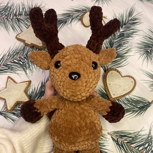 Horgolt rénszarvas - karácsony - karácsonyi lakásdekoráció - karácsonyi manók, figurák - Meska.hu