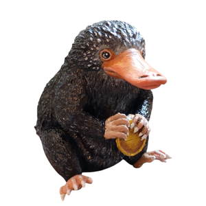 Niffler figura  kézzel festett, egyedi varázslény a Harry Potter világából (15 cm), Otthon & Életmód, Dekoráció, Dísztárgy, Festett tárgyak, Festészet, MESKA