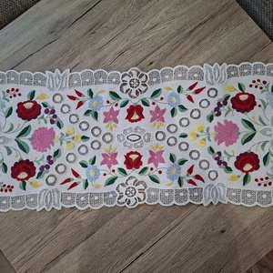 Terítő, DIY (Csináld magad), Szabásminta, útmutató, Hímzés minta, Hímzés, MESKA