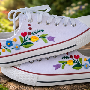 Kalocsai mintás cipő - Meska.hu