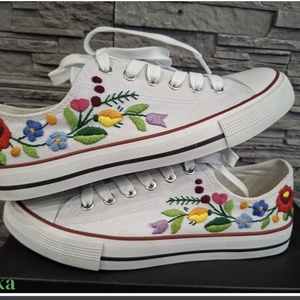 Kalocsai mintás cipő - diy (csináld magad) - szabásminta, útmutató - hímzés minta - Meska.hu