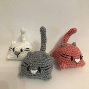 Mini állatok -Cica, Játék & Sport, Plüssállat & Játékfigura, Cica, Horgolás, MESKA