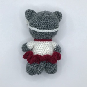 Cica lány masnival,  piros szoknyában - játék & sport - plüssállat & játékfigura - cica - Meska.hu