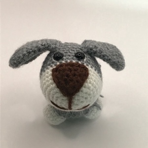 Szürke - fehér kis kutya - játék & sport - plüssállat & játékfigura - kutya - Meska.hu