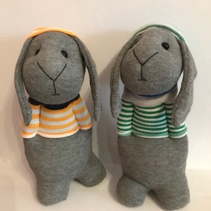 Csíkos inges vagány nyuszi, Játék & Sport, Plüssállat & Játékfigura, Nyuszi, Varrás, MESKA