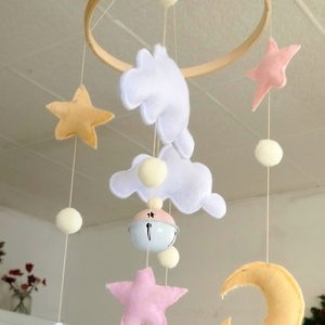 Baby mobil kiságy fölé vagy babaszobai dekoráció , Baba - mama, Baba ágynemű, Szett kiságyba, Varrás, MESKA