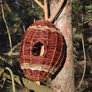 Rusztikus odú - madáretető natúr fűzvesszőből görbefából - otthon & életmód - kisállatoknak - Meska.hu