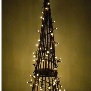 2 db rusztikus, fenyőpótló obeliszk natúr fűzvesszőből Vikinek - Meska.hu