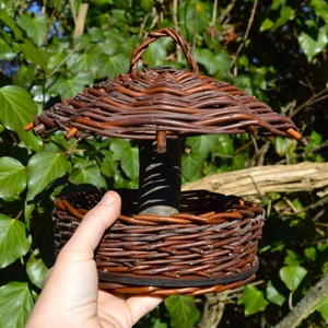 Madáretető natúr fűzvesszőből - otthon & életmód - ház & kert - kerti dísz - Meska.hu