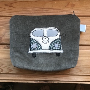 Hippibusz volkswagen kisbusz neszesszer - Meska.hu