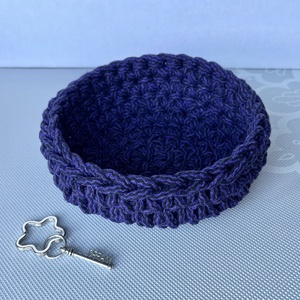 Kézzel horgolt kosár különleges színes fonalból - kulcstartó, ékszertartó, papírzsepitartó, szemüvegtartó, és reggelihez, Otthon & Életmód, Tárolás & Rendszerezés, Tárolókosár, Horgolás, Kötés, MESKA