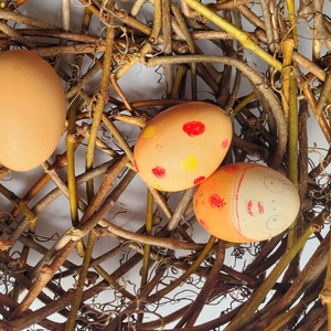 Vadszőlő indából készült kézműves húsvéti nyuszifészek � természetes, 30 cm - ünnepi díszek, dekorációk - húsvéti díszek és dekorációk - húsvéti asztaldíszek - Meska.hu