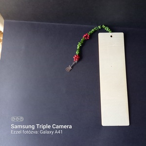 Könyves mintájú fa könyvjelző 19,5x5,5 cm egyedi gyöngyös díszítéssel  - könyv & zene - könyvjelző - Meska.hu