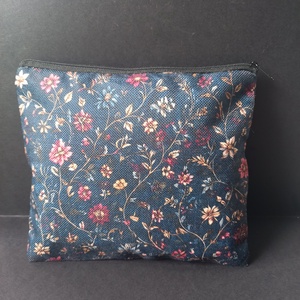 Apró virág mintájú neszeszer 19x21,5 cm - Meska.hu